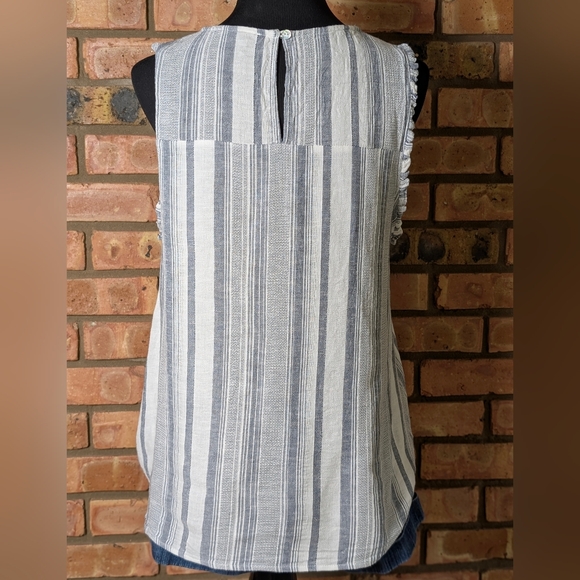 Staccato Striped Sleeveless Top - Picture 4 of 9